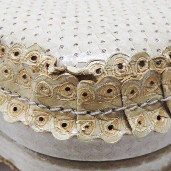 Bottega Veneta All Leather Knot Clutch - Picture 14 of 15